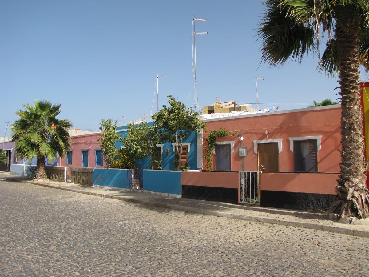 Yacht Club Sal Bed & Breakfast Palmeira Exterior photo